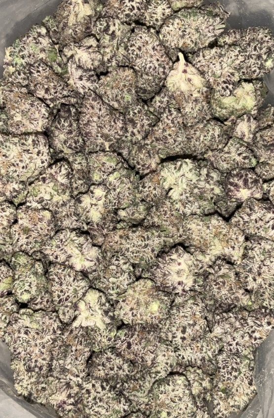 AAAA+ JOKERZ MEDIUMS BY GREEN VALLEY 1 AAAA+ Jokerz Mediums by Green Valley indica cannabis flower